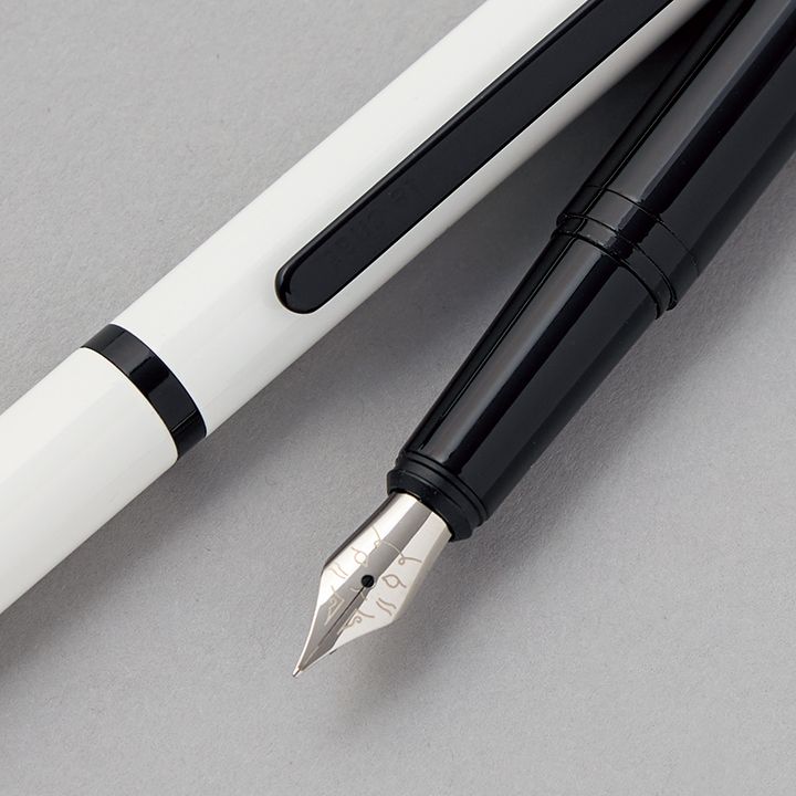 衝撃的なかわいさ！ねこちゃんわんちゃんモチーフの雑貨17選