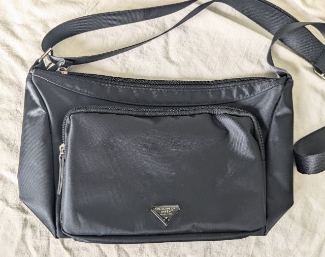 プレミアムリッチなショルダーバッグ