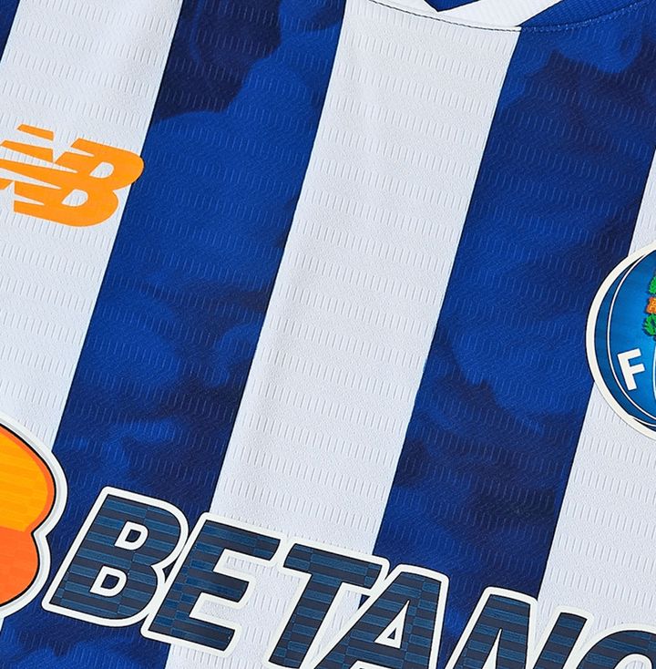 名門FCポルト、2024-25新ユニフォームを発表！象徴の「ドラゴン」を抽象的に表現