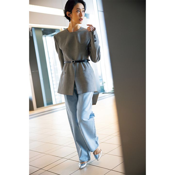 デニムコーデ,オフィスコーデ,ユニクロのデニム,タックデニムパンツ,神山まりあ