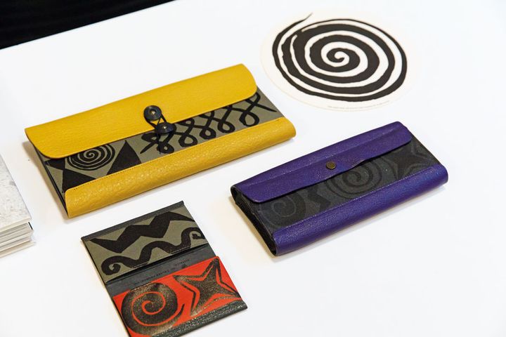 〈ポスタルコ〉のカルダーのシリーズ。