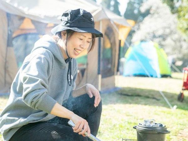 意外と簡単にできるキャンプ飯！現役キャンパーの作るアイディアが凄すぎた…！