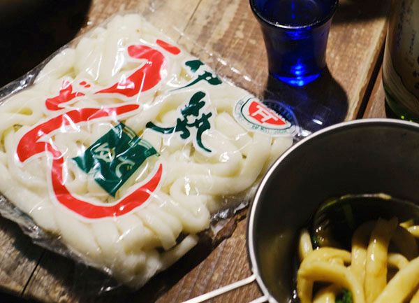 意外と簡単にできるキャンプ飯！現役キャンパーの作るアイディアが凄すぎた…！