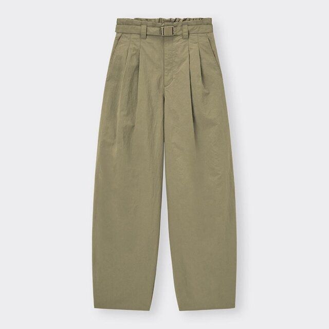 GU テックタックコクーンパンツ