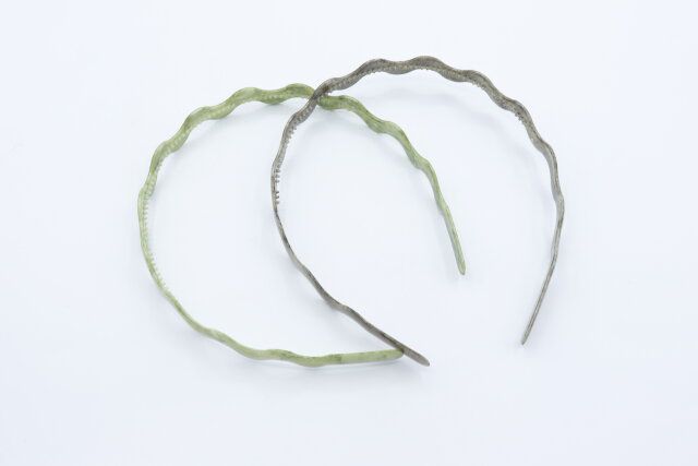 ダイソー カチューシャ（マーブル風、2個）