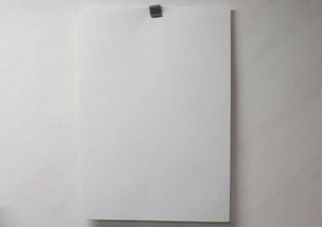 ダイソー マグネットクリップ（差し込み式、グレー） 使用例