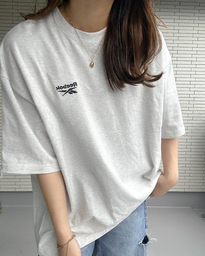 しまむらメンズ「Reebok胸1PロゴTシャツ」