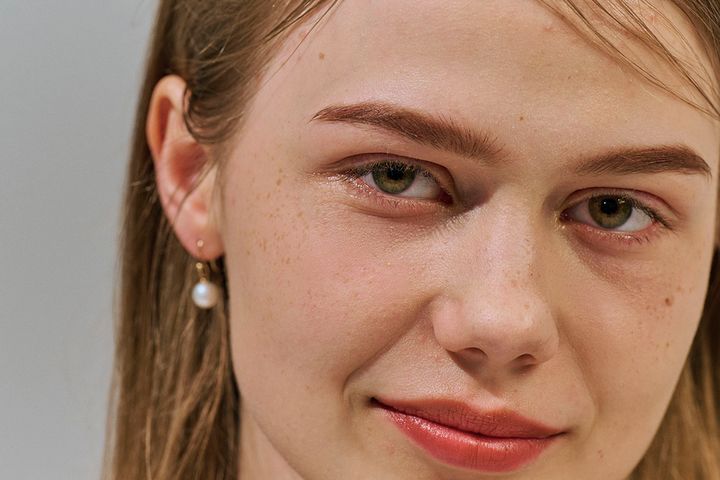 清潔感が大切です！オフィスになじむお仕事メイクのコツとコスメ