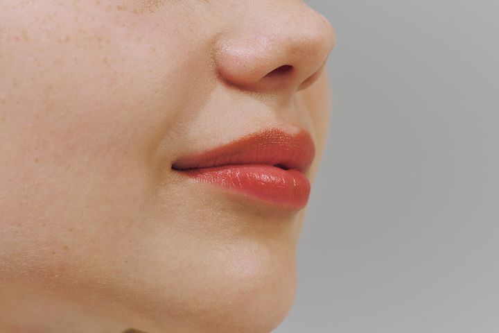 清潔感が大切です！オフィスになじむお仕事メイクのコツとコスメ