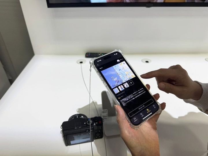 専用アプリの活用で、SNSとの連携もスムーズに