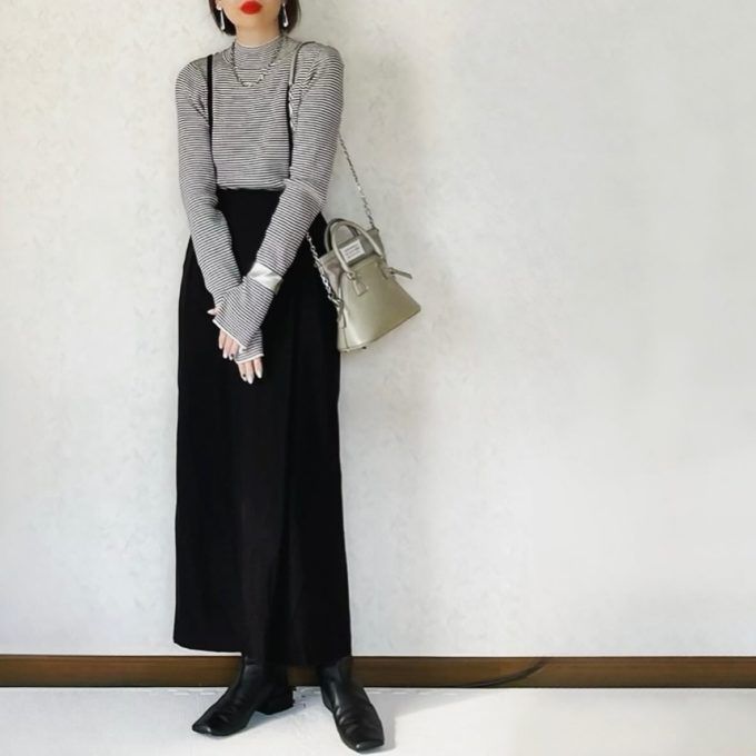 しまむら「指穴ボーダーリブハイネックプルオーバー」