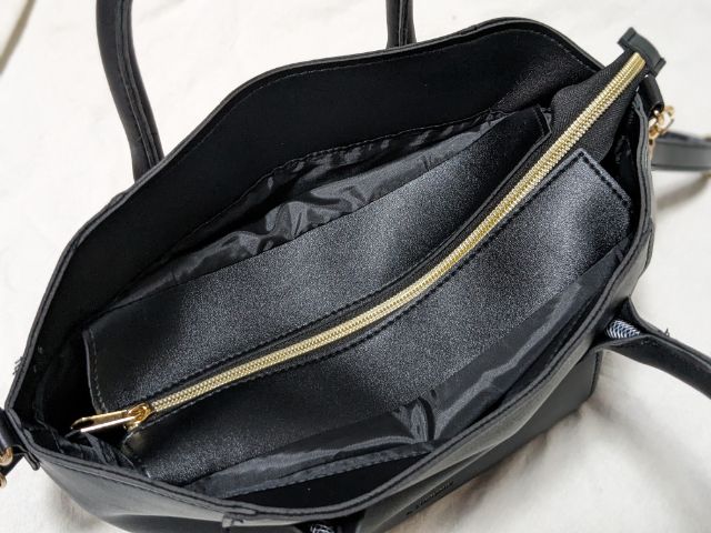 バッグ閉じたところ