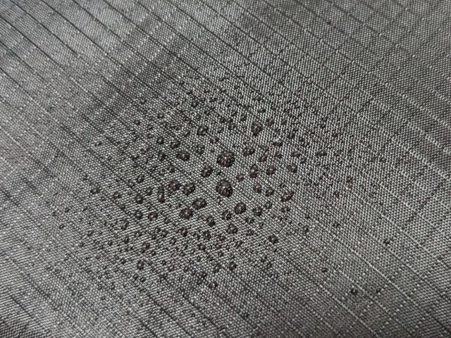 スマホショルダー撥水加工