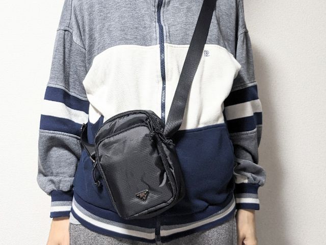 男女兼用スマホショルダー