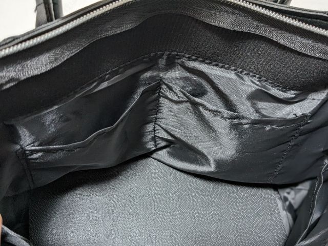 メインポケット2箇所