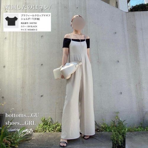 ジーユー_ブラフィールクロップドオフショルダーT_2