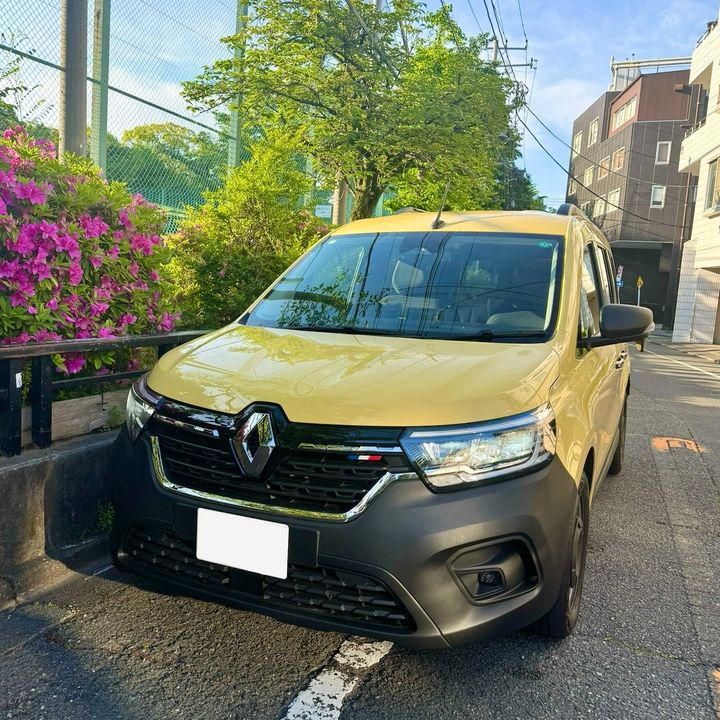 〈ルノー〉のカングー