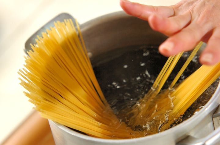 変わりボンゴレビアンコの作り方1