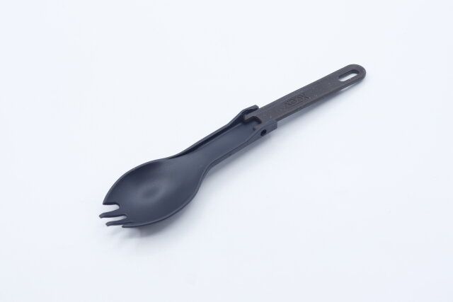 ダイソーの持ち手がたためるコンパクトスポーク（AGAX、1本）