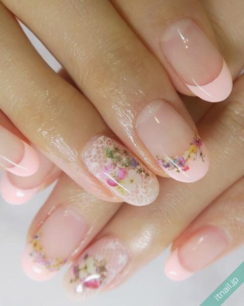 gloss nailが投稿したネイルデザイン [photoid:I0113740] via Itnail Design (734971)