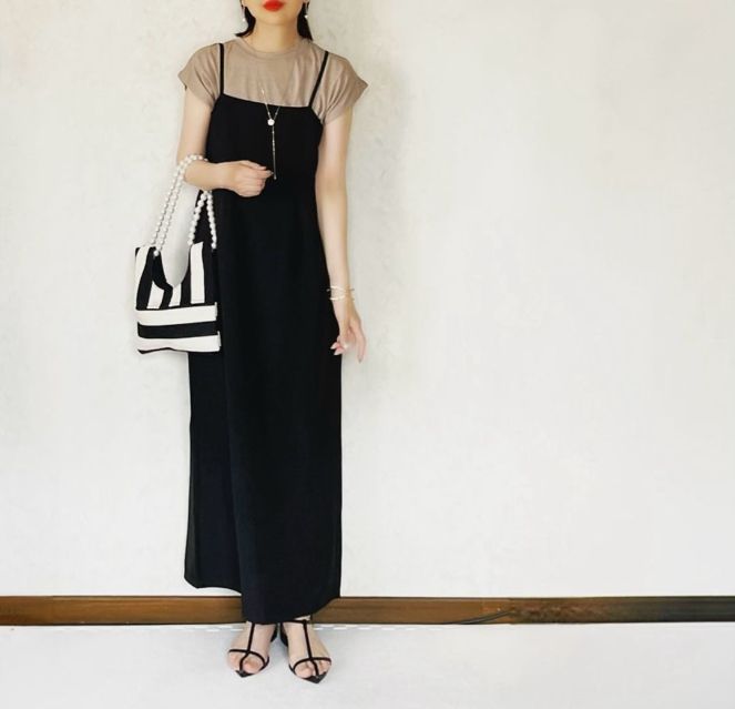 T＊YTTシャツキャミワンピを着用したコーデ