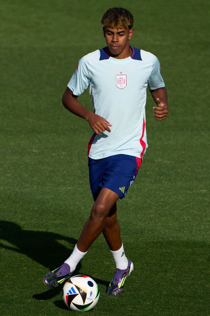 EURO2024、全選手の中で「最も若い5名のプレーヤー」は誰？16歳から18歳の天才ずらり