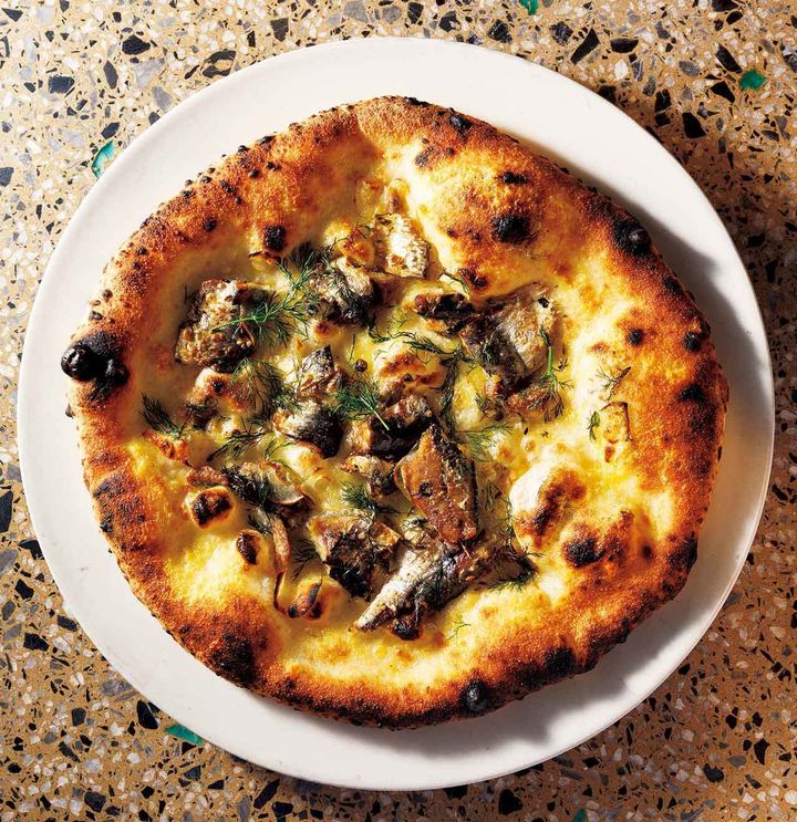 恵比寿『PICICA PICICA PIZZA＆PASTA』の「『鰯』ガーリック バター」