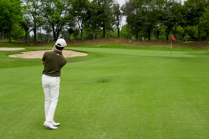 前に転がって進むトップはOK！ “100切り”のメカニズムを解説！