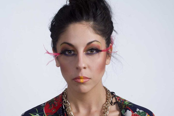 私服にお金が掛かっていそうな人のイメージ