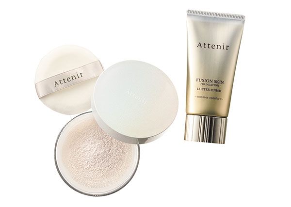 【左】スムースロック フェイスパウダー【右】フュージョンスキン ファンデーション ラスターフィニッシュ～サマーコンフォート～