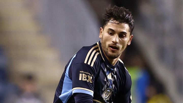 上田綺世に新ライバル？フェイエノールト、アメリカMLSから「今季15試合10ゴール」のストライカー獲得間近