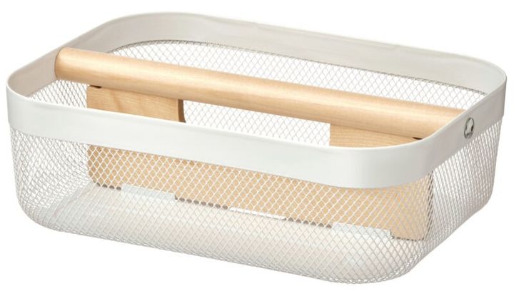 リーサトルプ バスケット仕切り付き［Ｗ33×Ｄ24×Ｈ11㎝］￥1,799／イケア・ジャパン