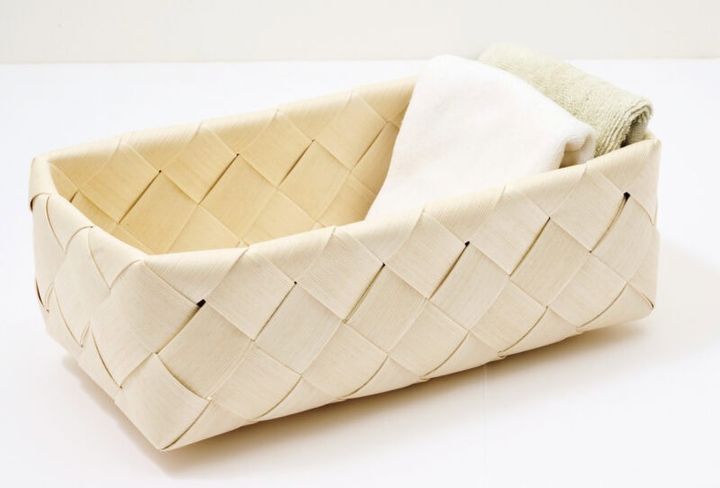 洗えるバスケット レクタングルＳ［Ｗ28×Ｄ15×Ｈ9cm］￥1,980／ケユカ マロニエゲート銀座店