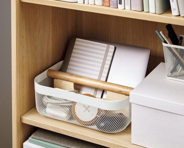 リーサトルプ バスケット仕切り付き［Ｗ33×Ｄ24×Ｈ11㎝］￥1,799／イケア・ジャパン