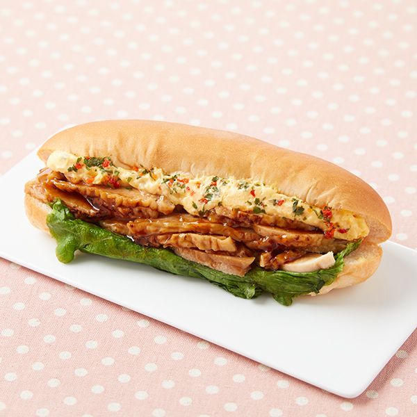 テリヤキチキンたまごコッペ