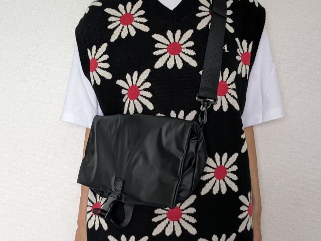 バッグを持った姿