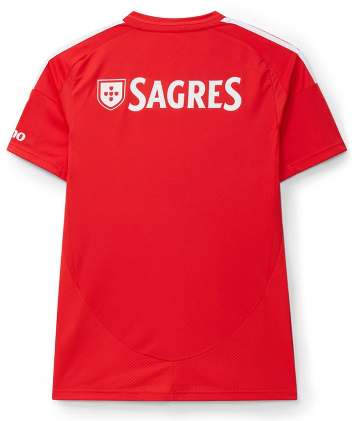 名門ベンフィカ、2024-25新ユニフォームを発表！デザインは「50年前の白Vネック」に触発