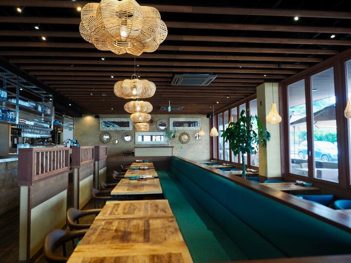 鎌倉さんぽ途中に♪ 稲村ヶ崎温泉併設の足湯カフェ「Ninai」でのんびり時間