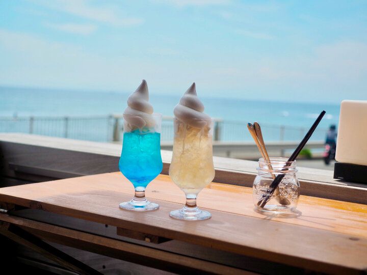 鎌倉さんぽ途中に♪ 稲村ヶ崎温泉併設の足湯カフェ「Ninai」でのんびり時間