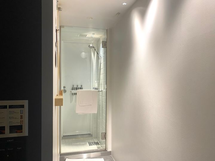 リフレッシュした気分を味わいたい人は白色ライトの「Morning」がおすすめ