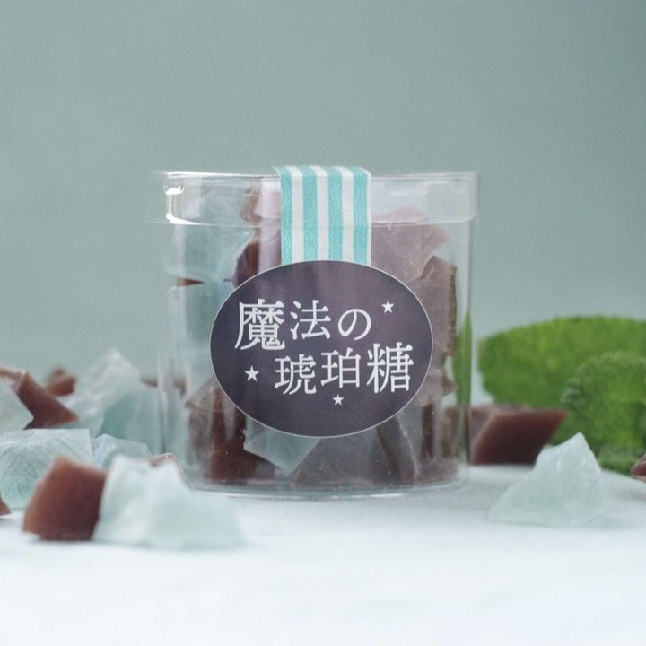 2種類の琥珀糖をミックス