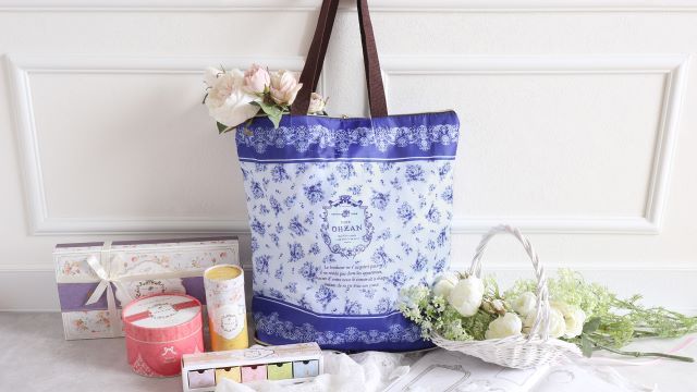 CAFE OHZANオリジナルのデザインの保冷バッグ