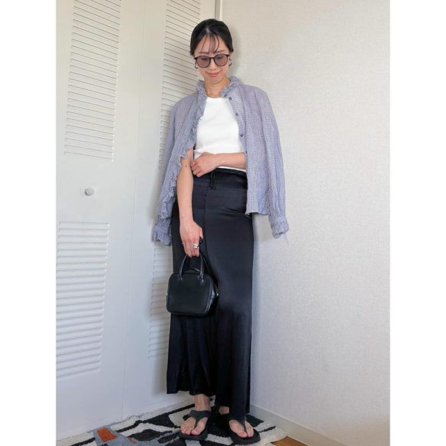 UNIQLOホルターネックブラトップホワイトコーデ