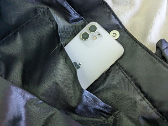 フリルリボントートバッグ内ポケット