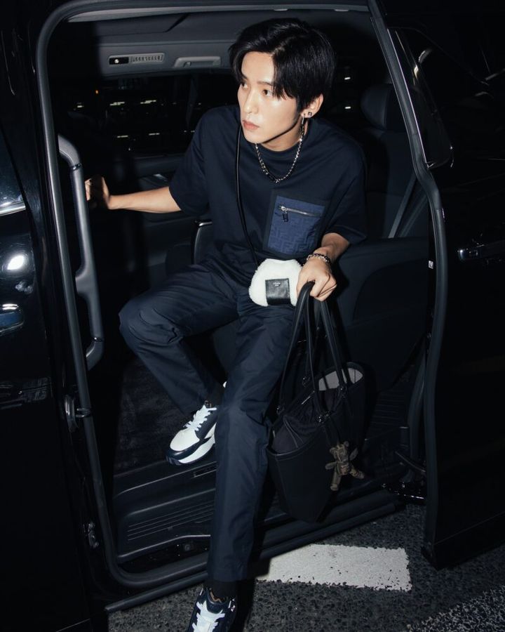 服、靴、バッグすべてフェンディ 目黒蓮