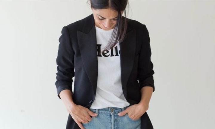 画像: タキシードジャケットとTシャツのスタイリングを提案した2018年春夏シーズン 出典：マディソンブルー