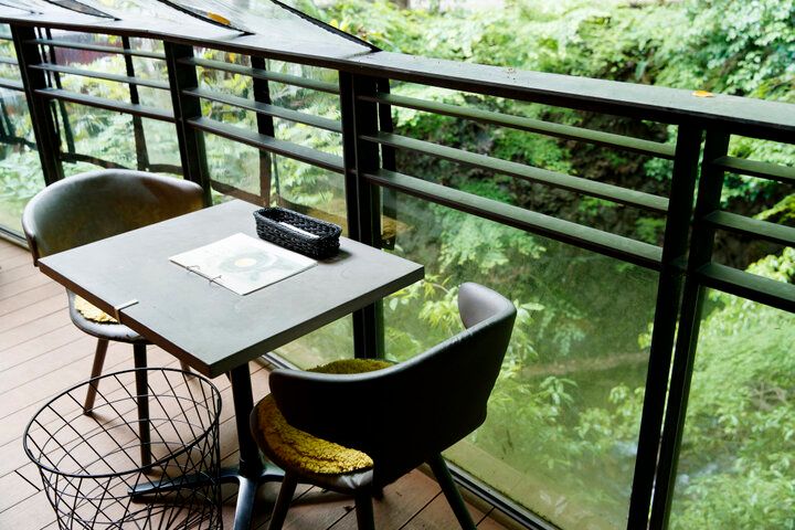 ホタルが鑑賞できる川床テラスも♪レトロ建築が目を引く大阪・箕面の「YUZUYAカフェ」