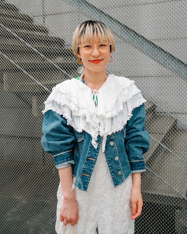 身長153cm以下のスタイルアップコーデ5選。“低身長さん”の目線上げテクに注目！【TOKYO SNAP】