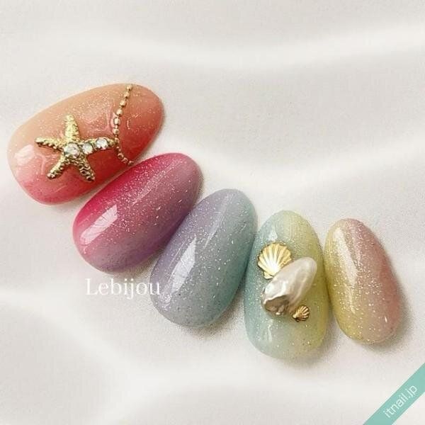 Le bijouが投稿したネイルデザイン [photoid:I0116676] via Itnail Design (735257)