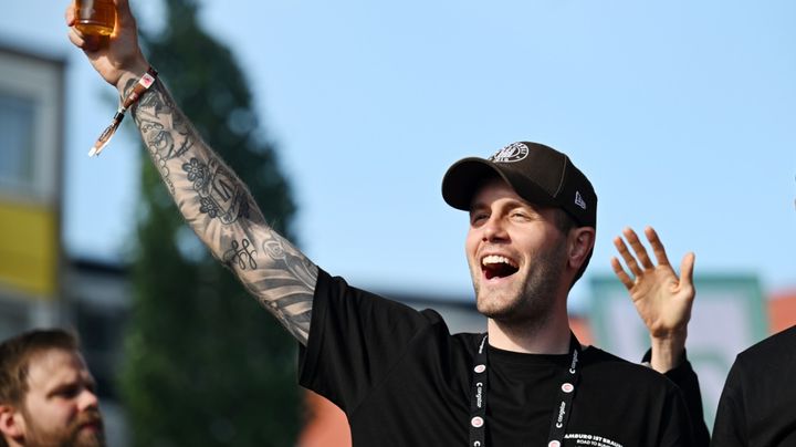 三笘薫のブライトン、31歳のフルツラー新監督就任！38歳ミルナーら6選手より年下